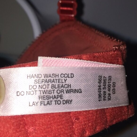 Victoria’s Secret Red Floral Lace Bra Size 34C - Picture 8 of 13